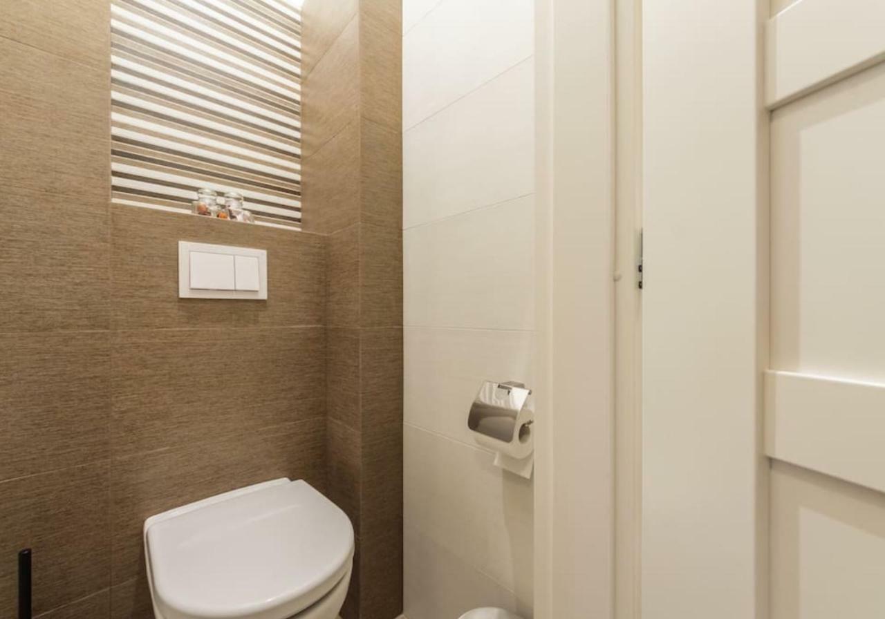 Central Prague Crown Apartments Zewnętrze zdjęcie